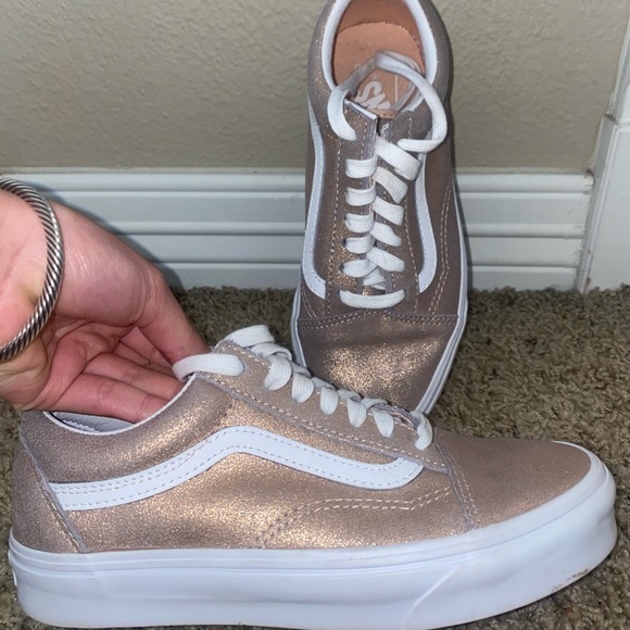 Vans - Picture 2 of 3